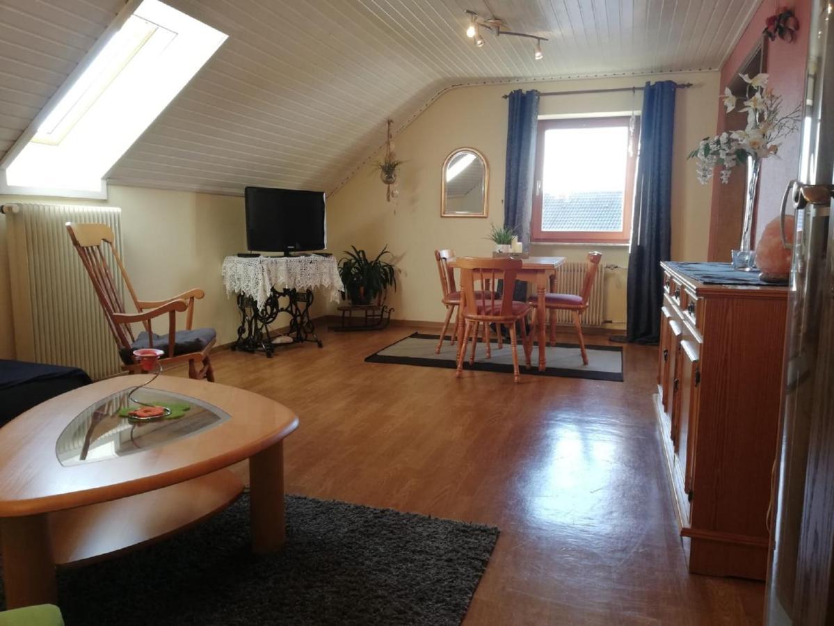 Ferienwohnung Haus Silvia ฟลาดุงเงน ภายนอก รูปภาพ